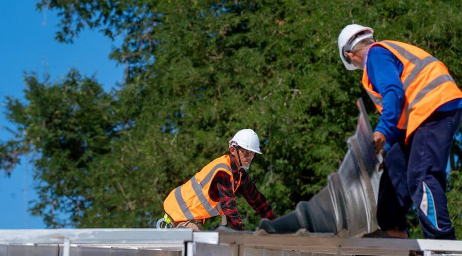 Expert Emergency Roof Repairs services in Huntington Station, NY